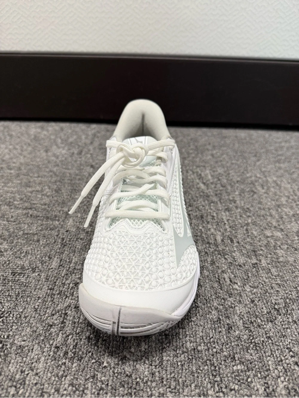 Mizuno lightweight court